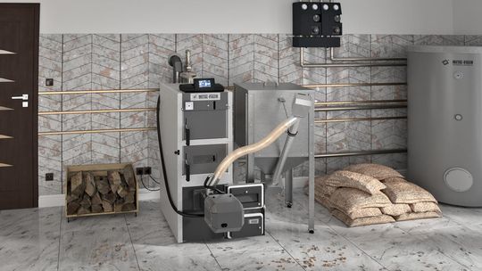 Kotły dwupaliwowe na drewno i pellet - niezależność w dobie braku paliw