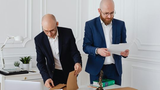 Restrukturyzacja firm Warszawa – kiedy warto wdrożyć działania naprawcze